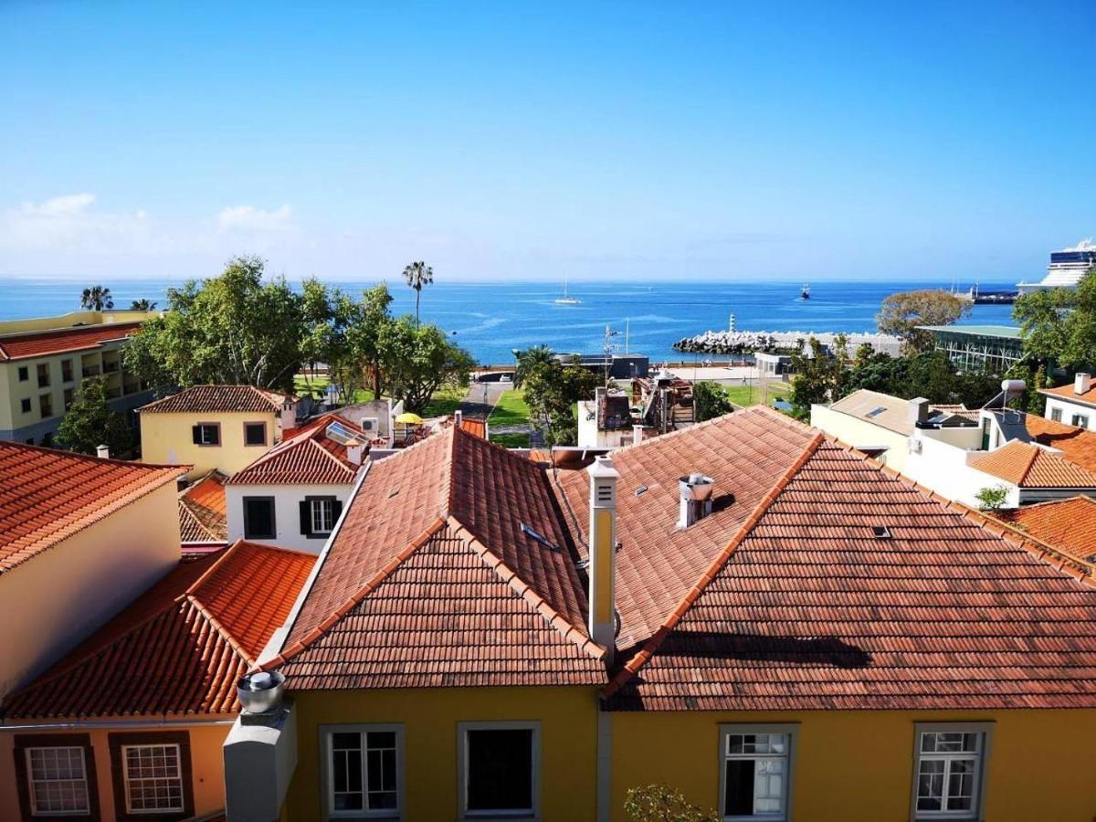 Bela Sao Tiago 36 Apartment ฟุงชาล ภายนอก รูปภาพ